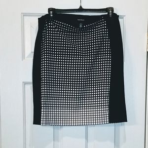 Size 10 WHITE HOUSE BLACK MARKET SKIRT